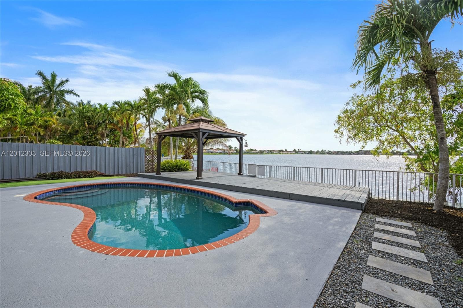14024 SW 132nd Ave, Miami FL 33186 — 40
