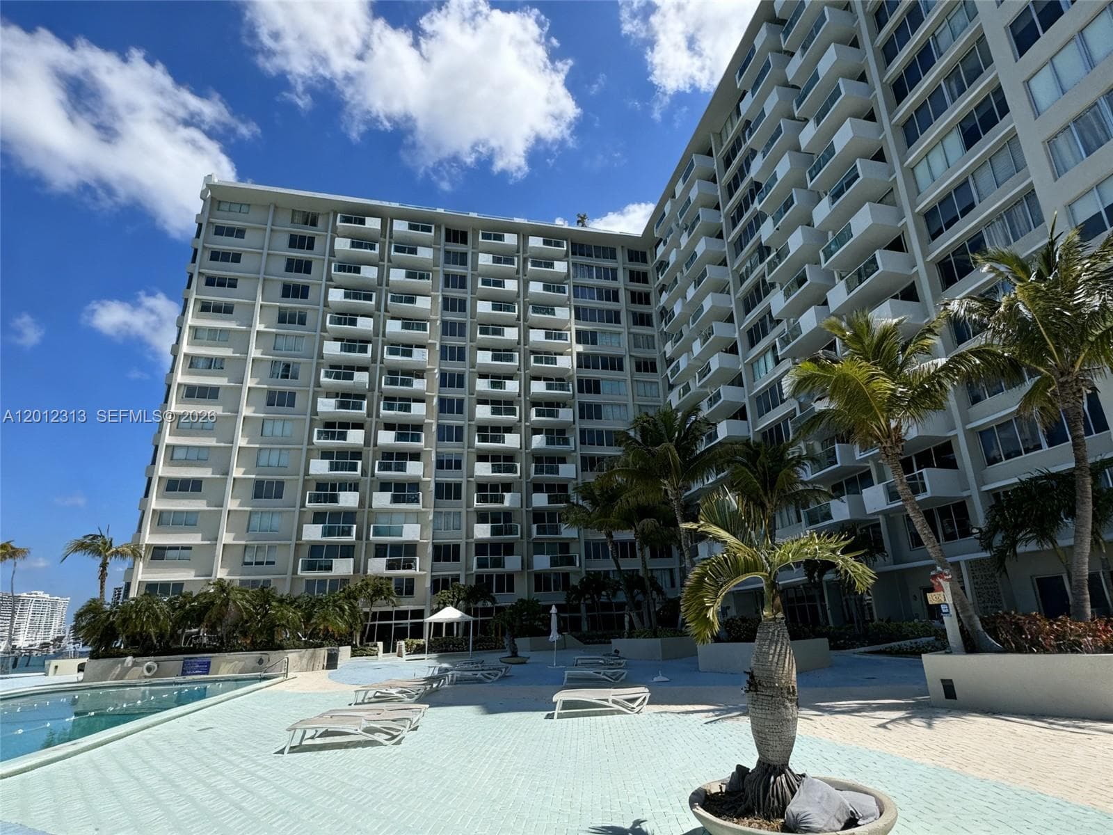 1200 West Ave # 328, Miami Beach FL 33139 — 27