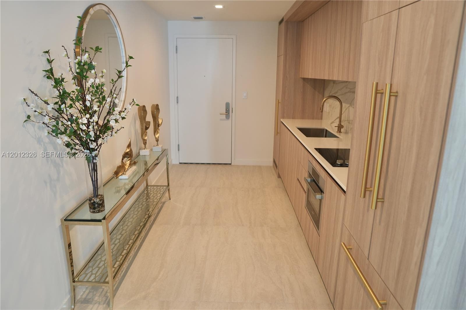 77 SE 5th Street # 2414, Miami FL 33131 — 11