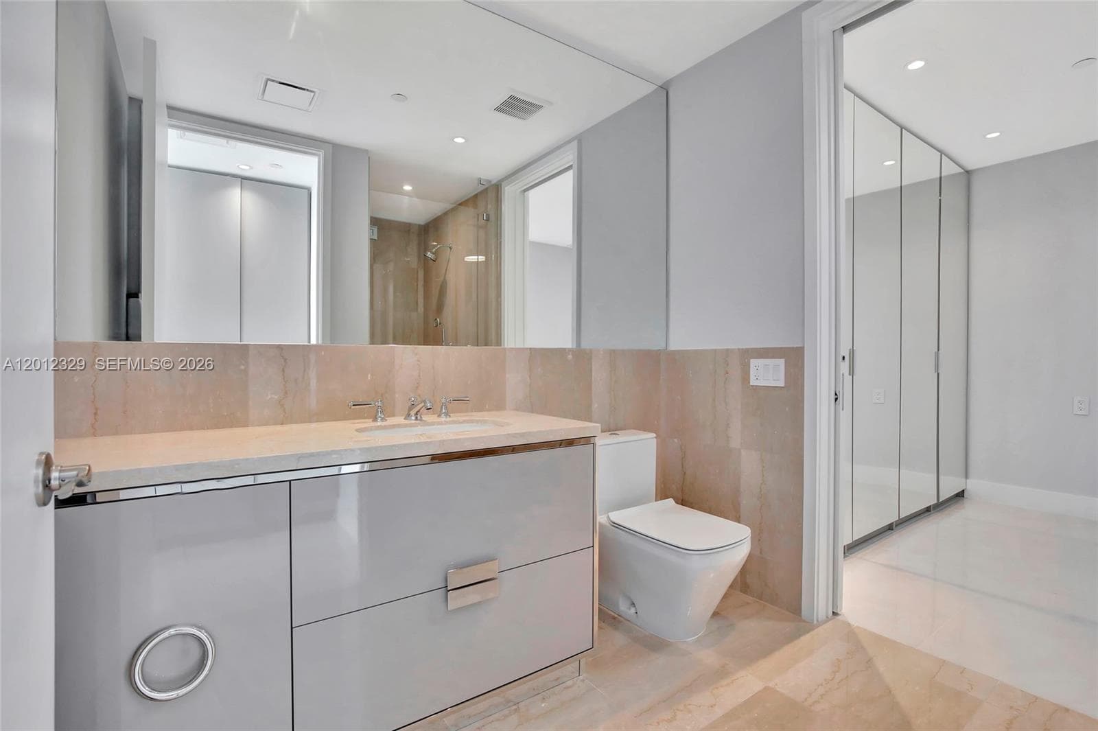 15701 Collins Ave # 3804, Sunny Isles Beach FL 33160 — 17