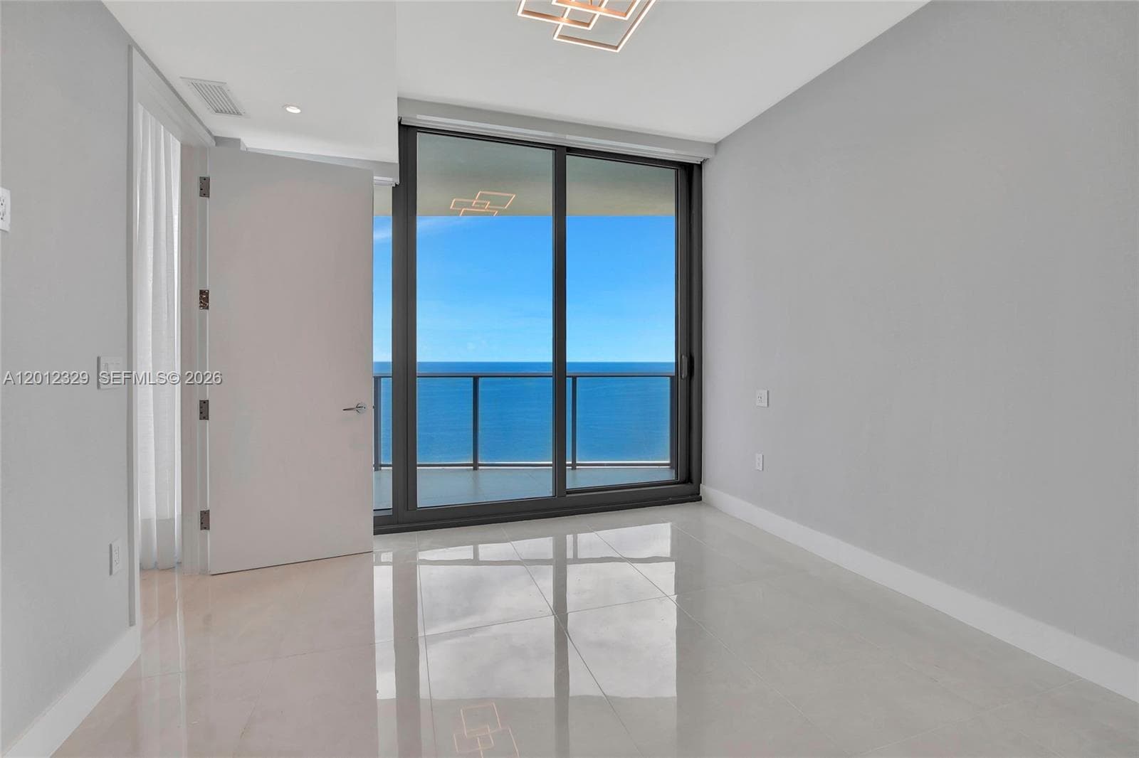 15701 Collins Ave # 3804, Sunny Isles Beach FL 33160 — 15