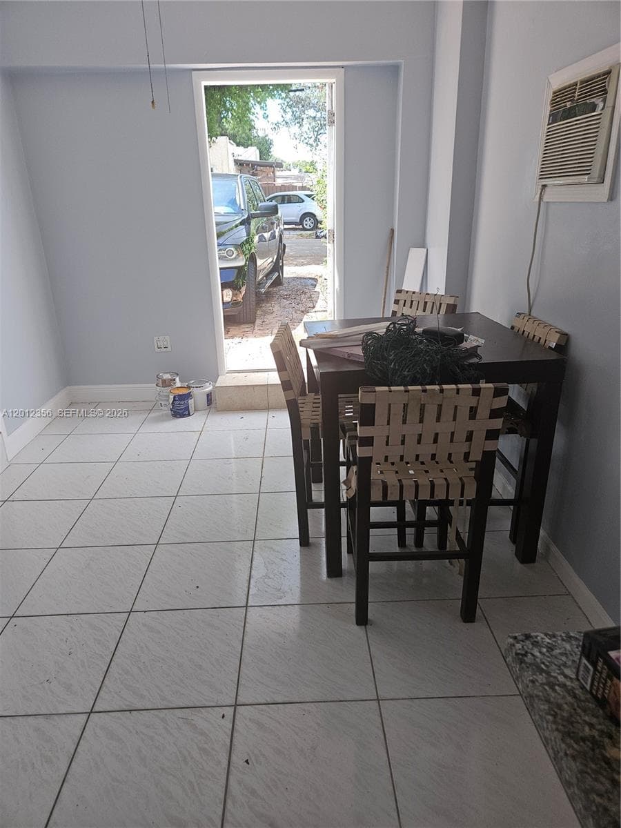 2231 NW 4th Ter, Miami FL 33125 — 20