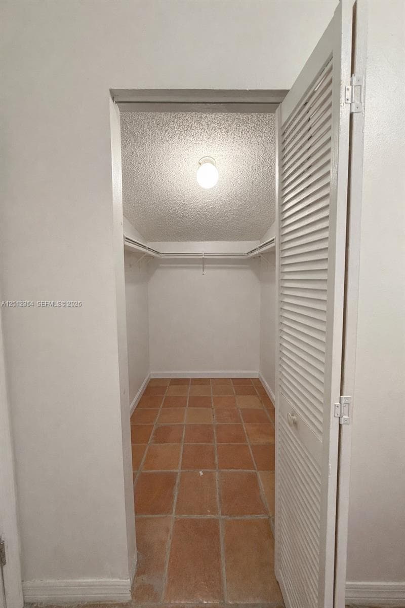 1045 NW 126th Pl, Miami FL 33182 — 6