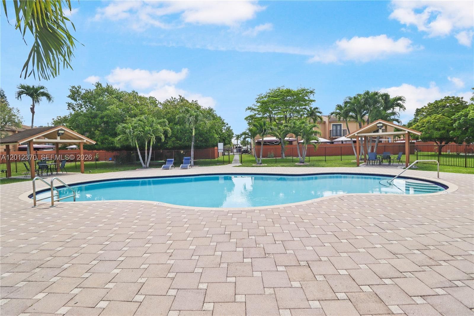 3859 SW 99th Ave # 8, Miami FL 33165 — 25