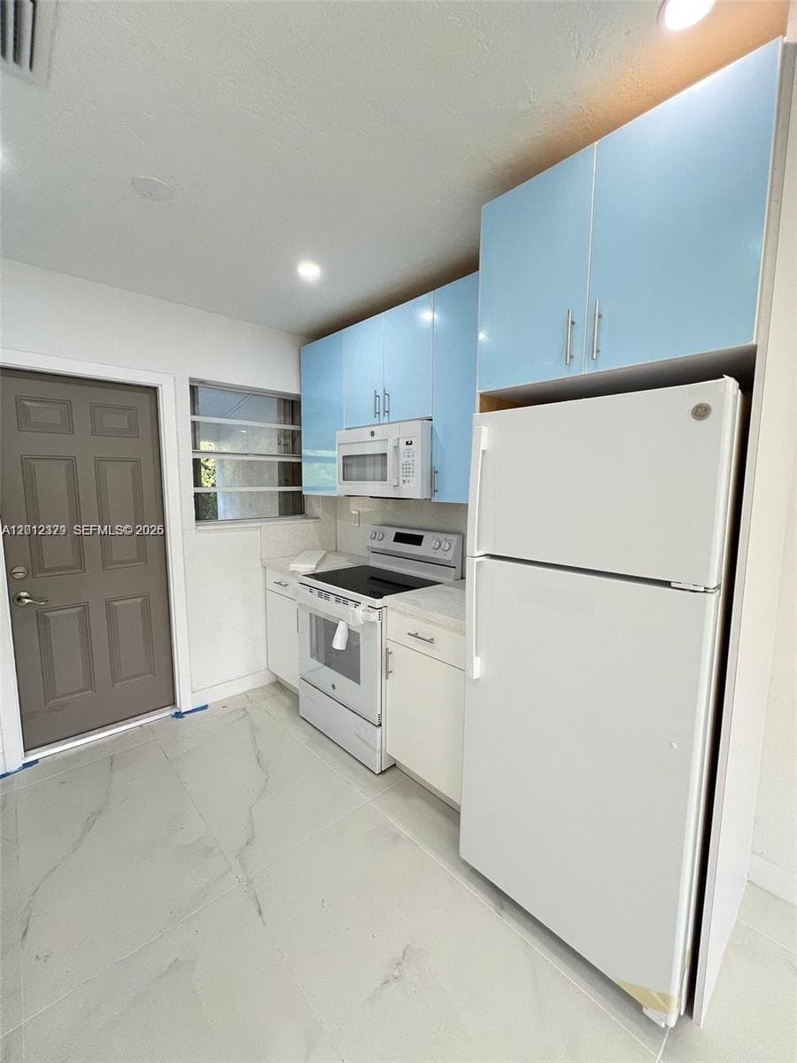 15741 NW 38th Pl # 2, Miami Gardens FL 33054 — 3