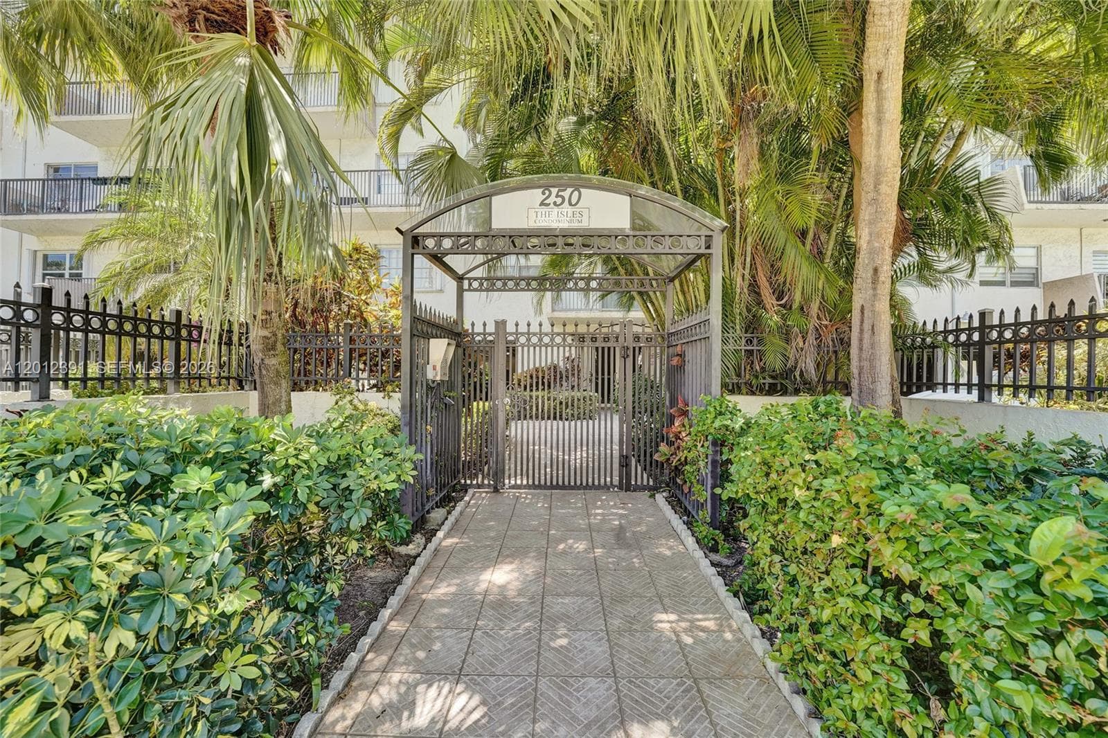 250 181st Dr # 214, Sunny Isles Beach FL 33160 — 5