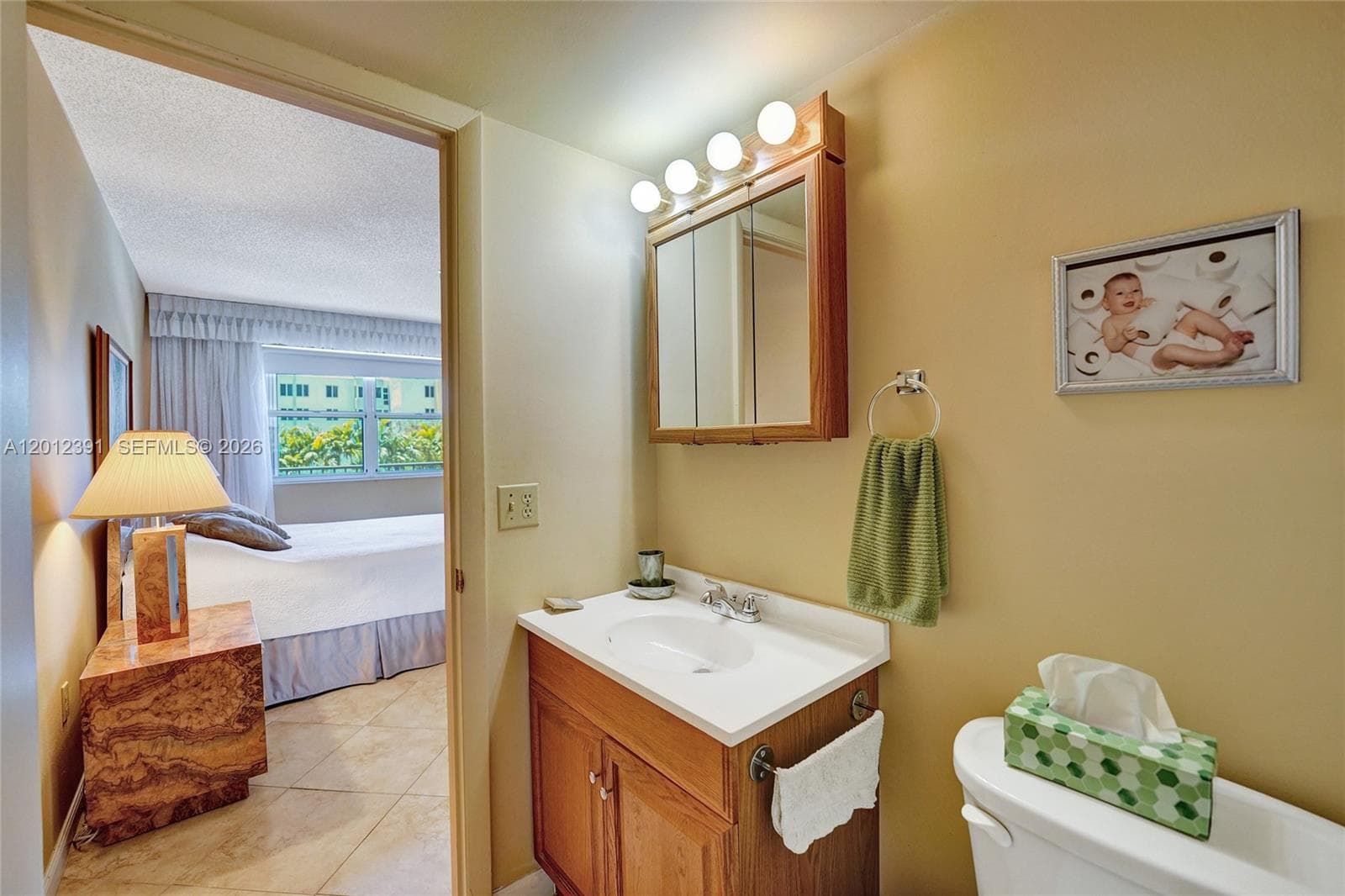 250 181st Dr # 214, Sunny Isles Beach FL 33160 — 33