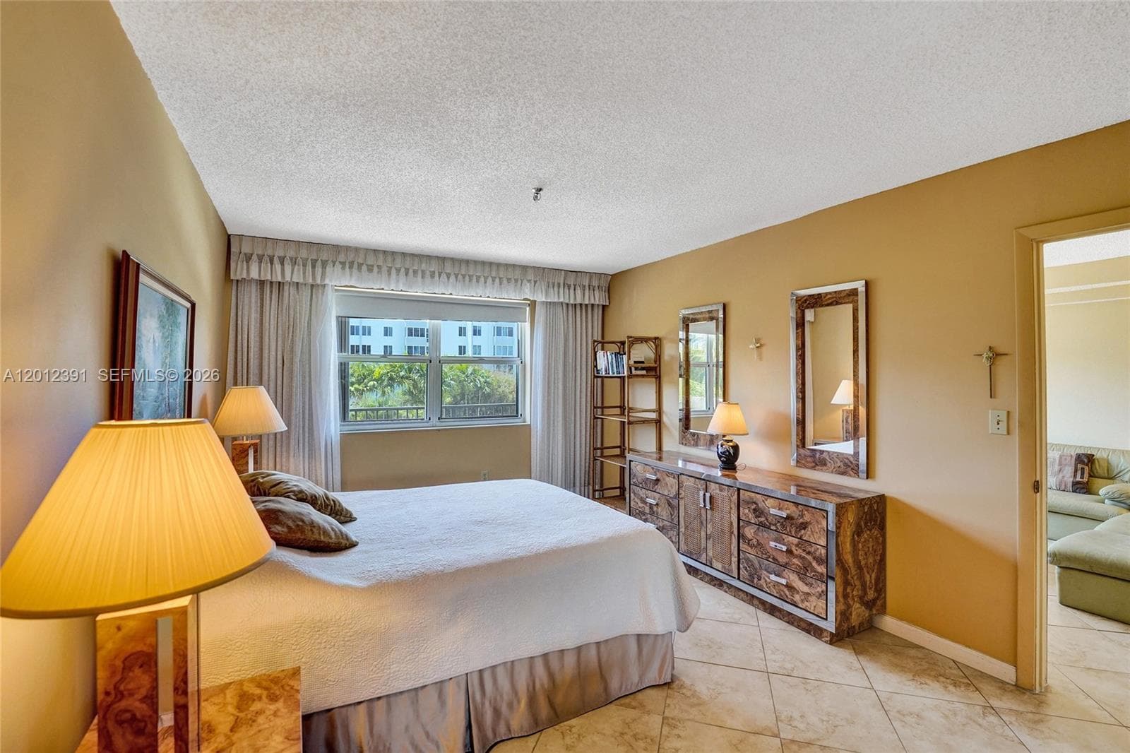 250 181st Dr # 214, Sunny Isles Beach FL 33160 — 25