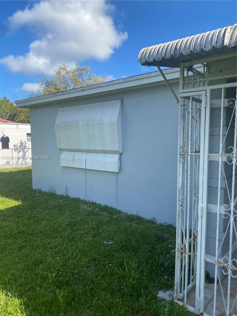 1070 NW 147th St, Miami FL 33168 — 10