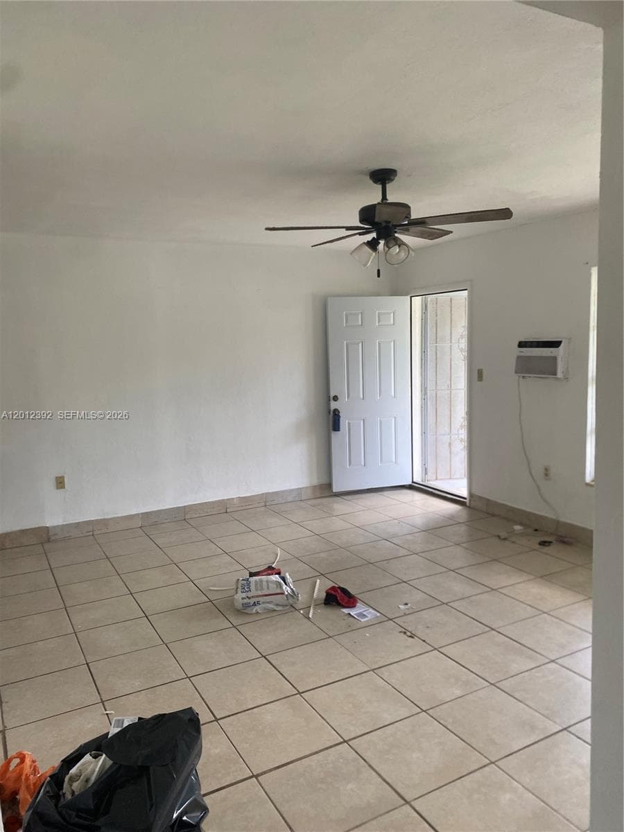 1070 NW 147th St, Miami FL 33168 — 4