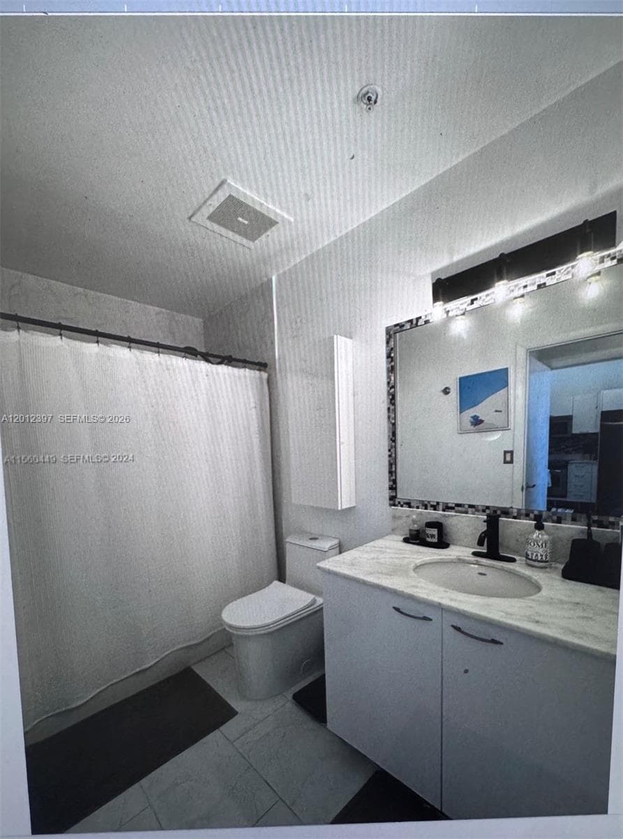 133 NE 2nd Ave # 2003, Miami FL 33132 — 9