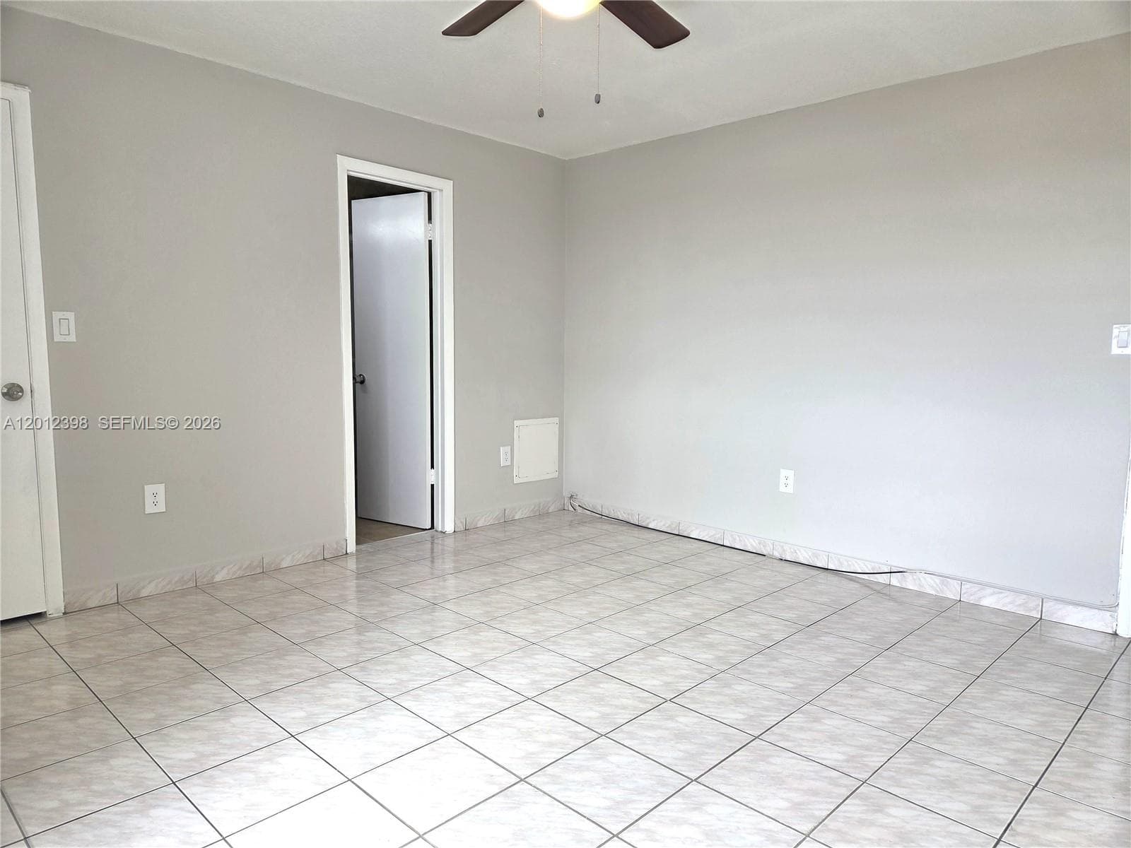 4670 W 13th Ln # 507, Hialeah FL 33012 — 14
