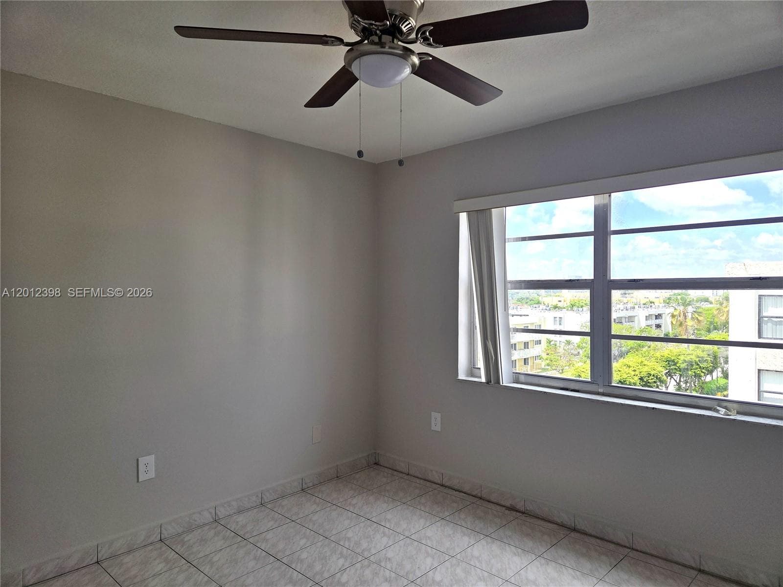 4670 W 13th Ln # 507, Hialeah FL 33012 — 21