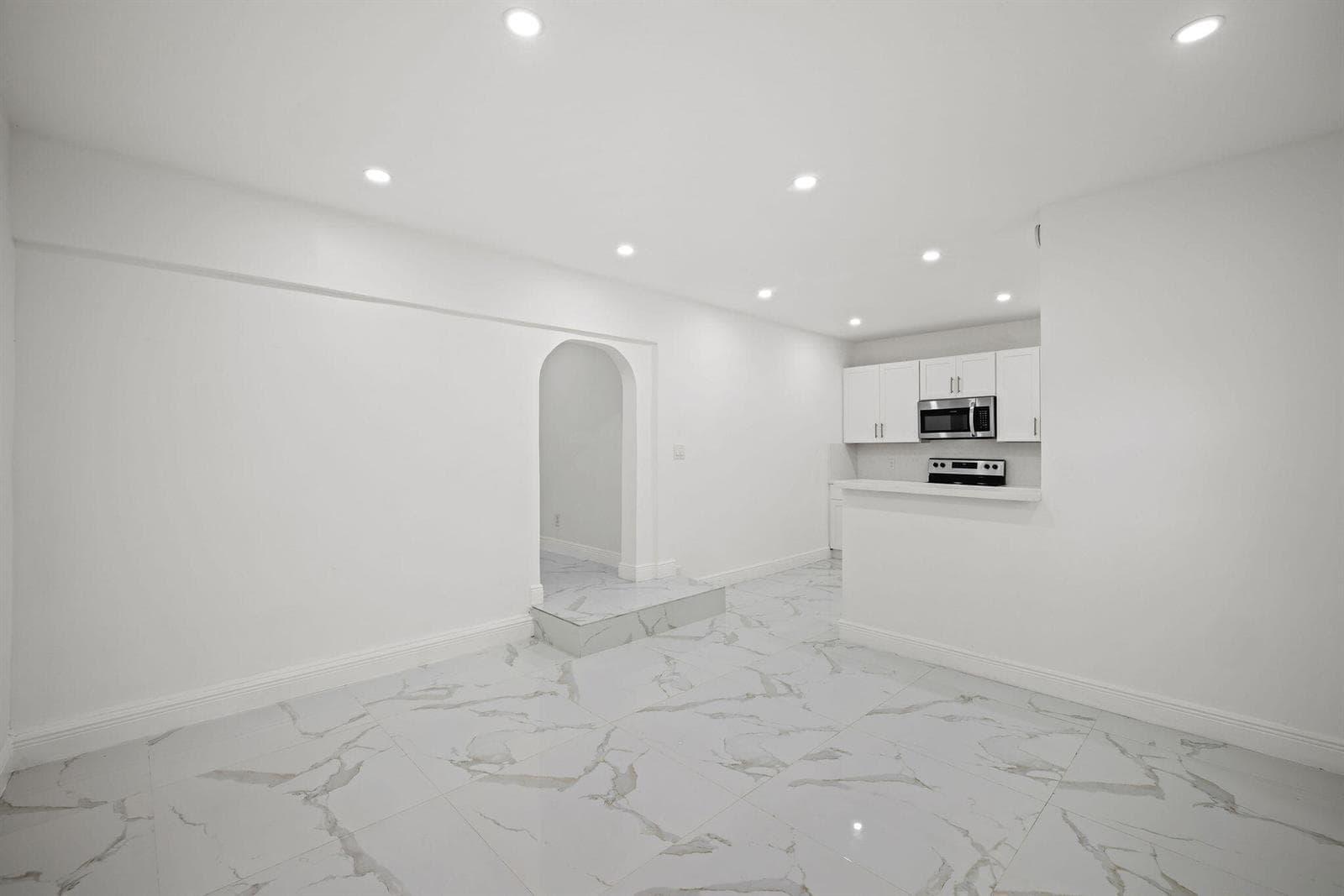 332 NW 97th Street, Miami FL 33150 — 7