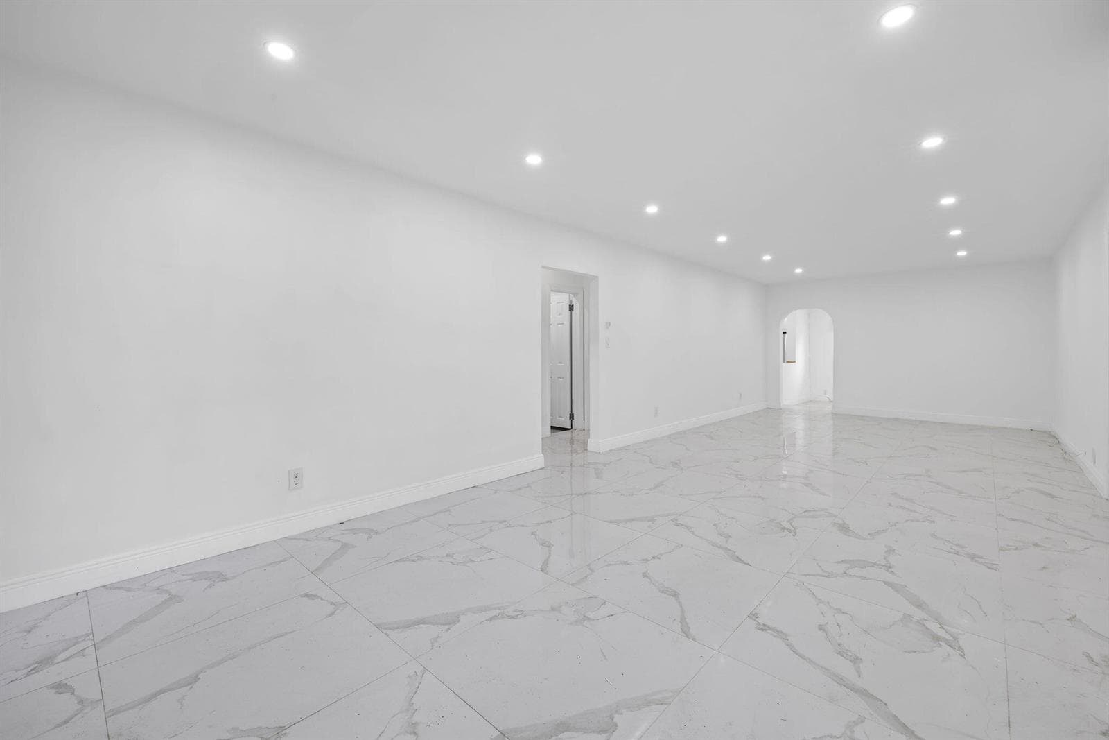 332 NW 97th Street, Miami FL 33150 — 10