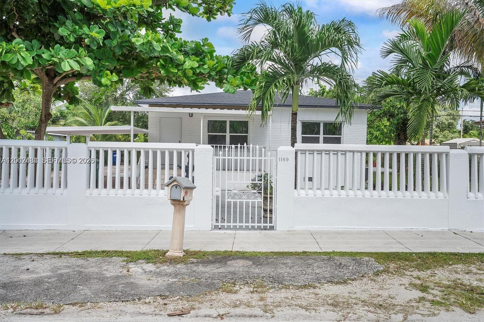 1169 NW 114th St, Miami FL 33168 — 2
