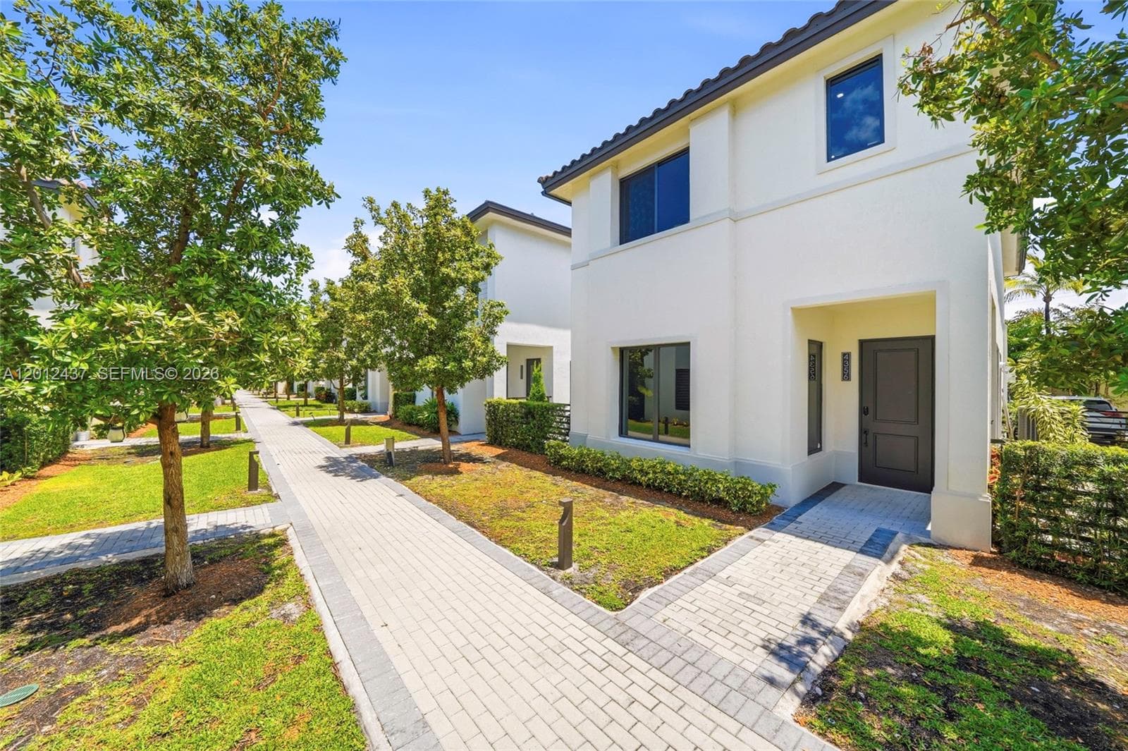 4356 NW 80th Ave, Doral FL 33166 — 2