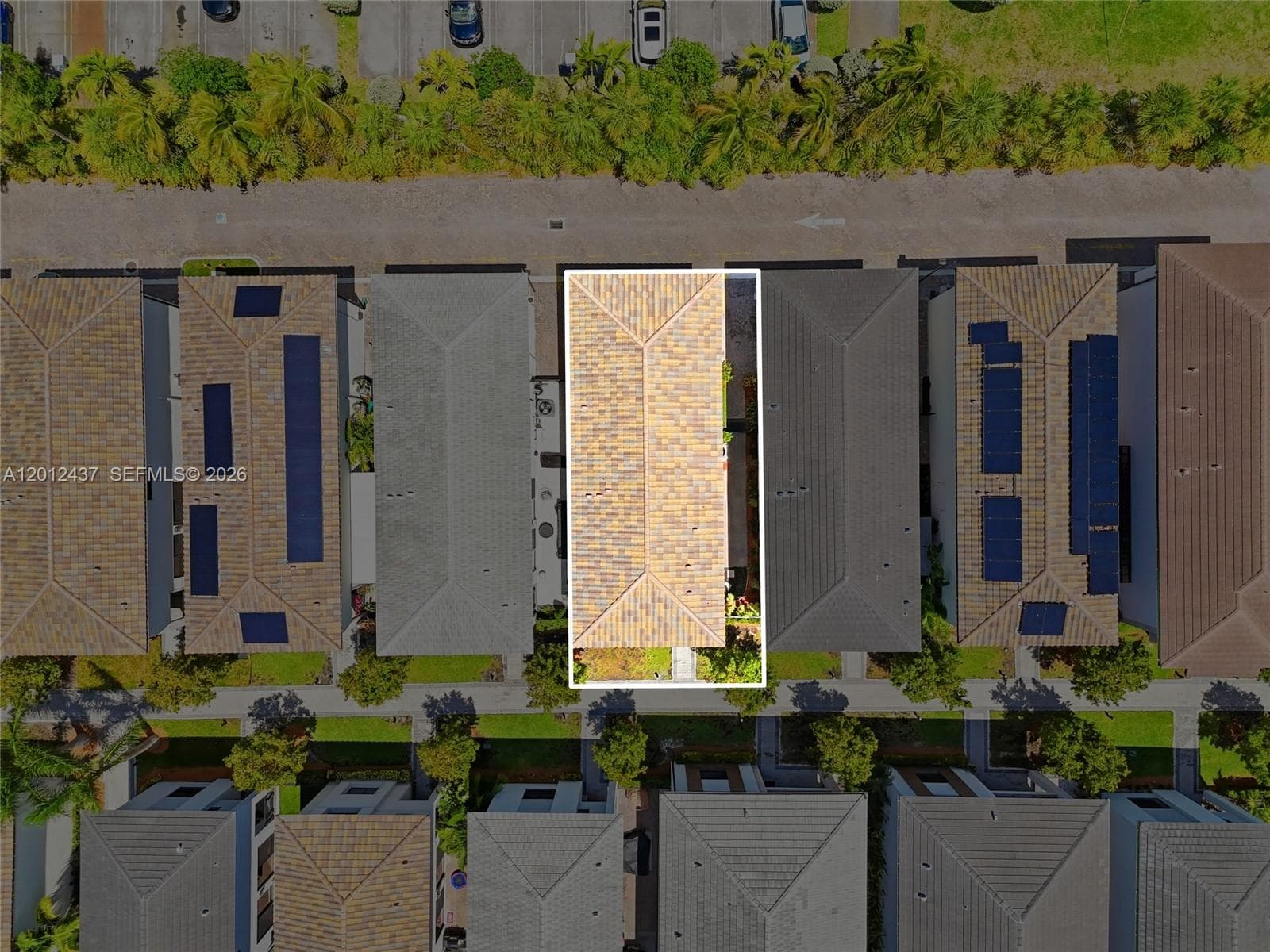 4356 NW 80th Ave, Doral FL 33166 — 42