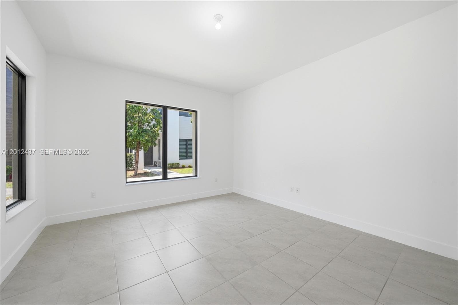 4356 NW 80th Ave, Doral FL 33166 — 13