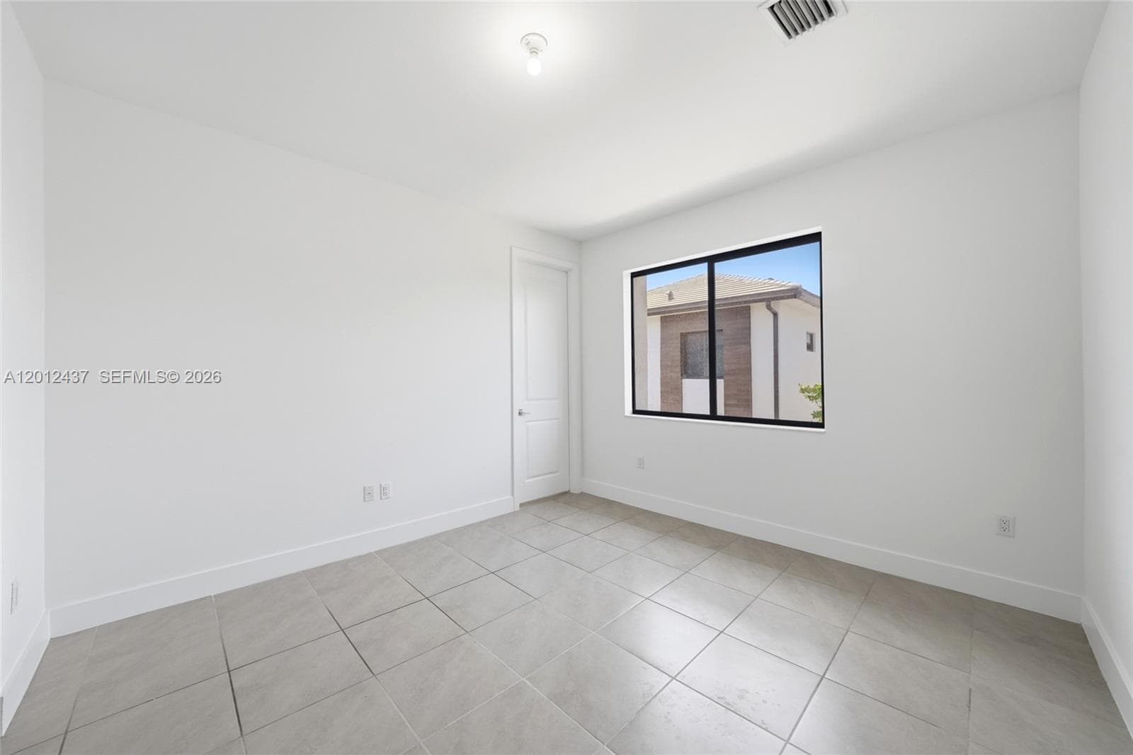 4356 NW 80th Ave, Doral FL 33166 — 17