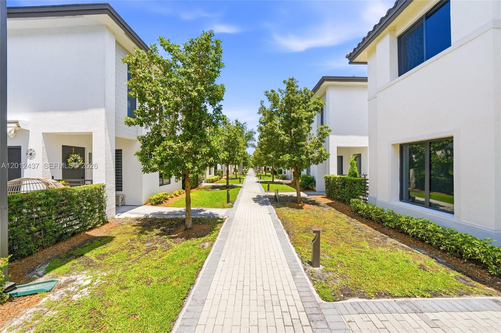4356 NW 80th Ave, Doral FL 33166 — 43