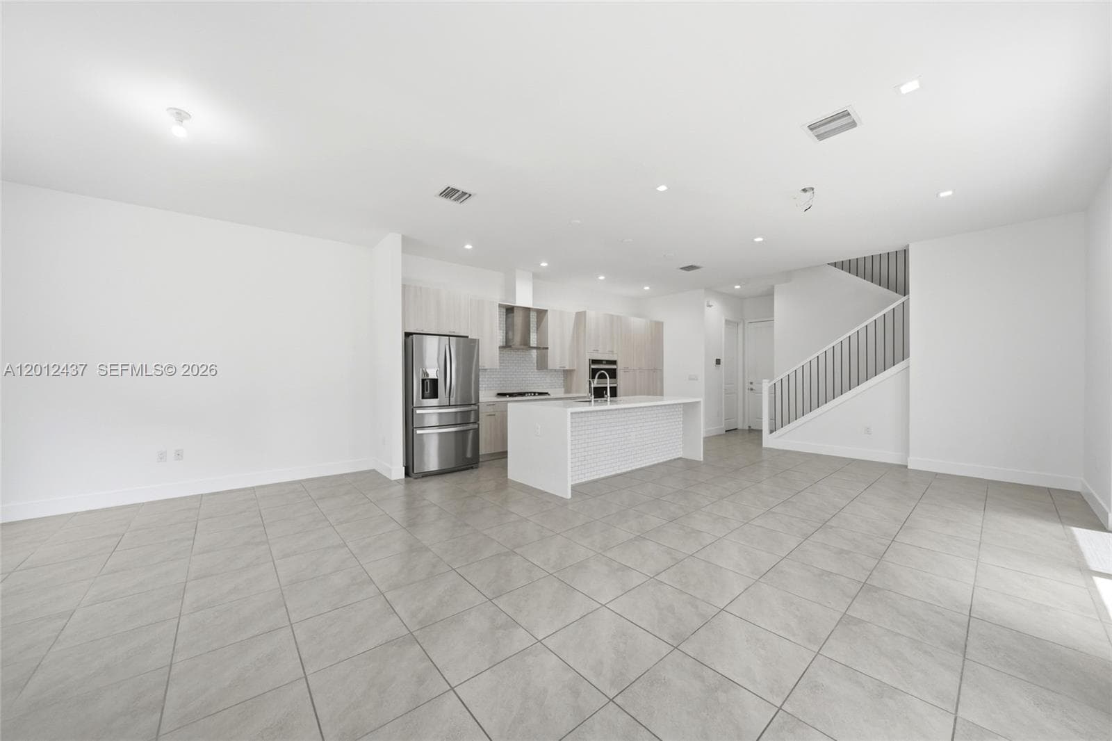 4356 NW 80th Ave, Doral FL 33166 — 5