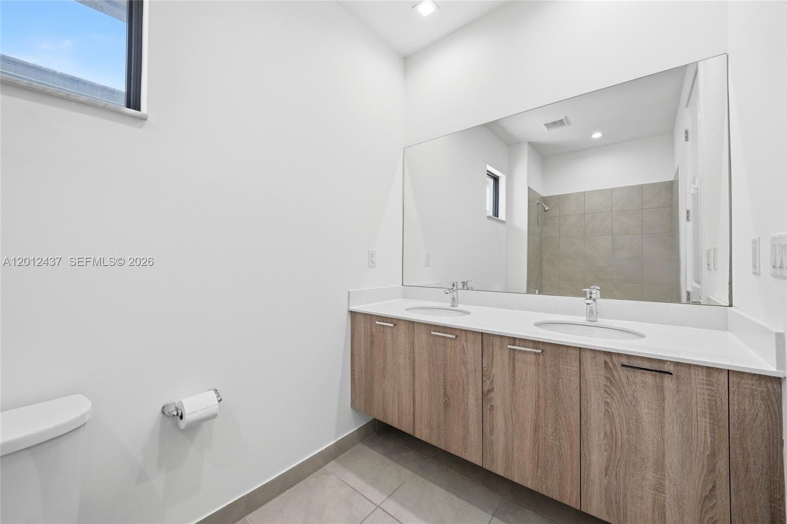 4356 NW 80th Ave, Doral FL 33166 — 31