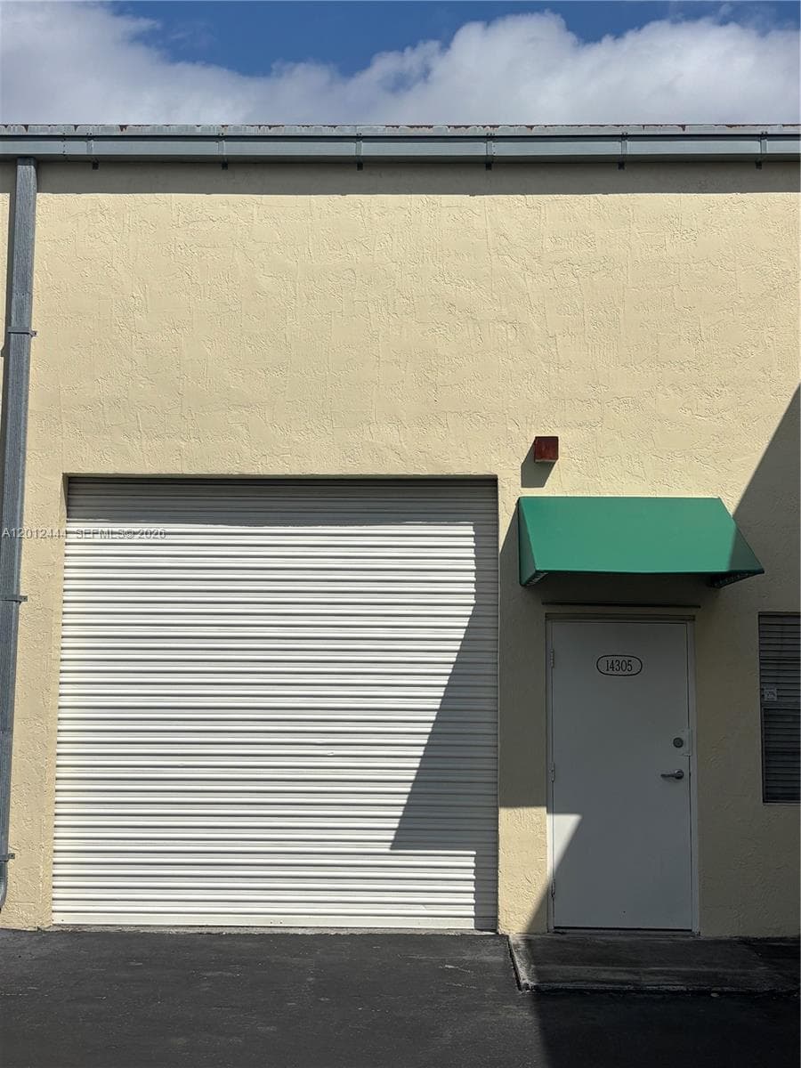 14305 SW 142nd St, Miami FL 33186 — 1