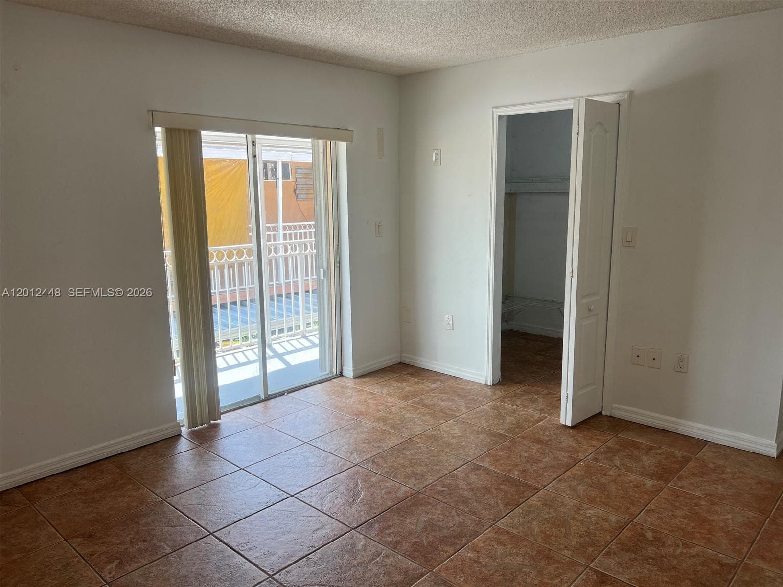 2425 W 76th St # 207, Hialeah FL 33016 — 27