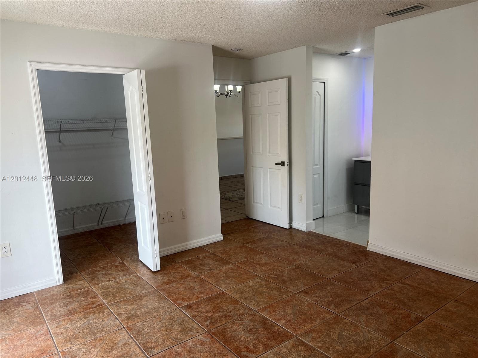 2425 W 76th St # 207, Hialeah FL 33016 — 26