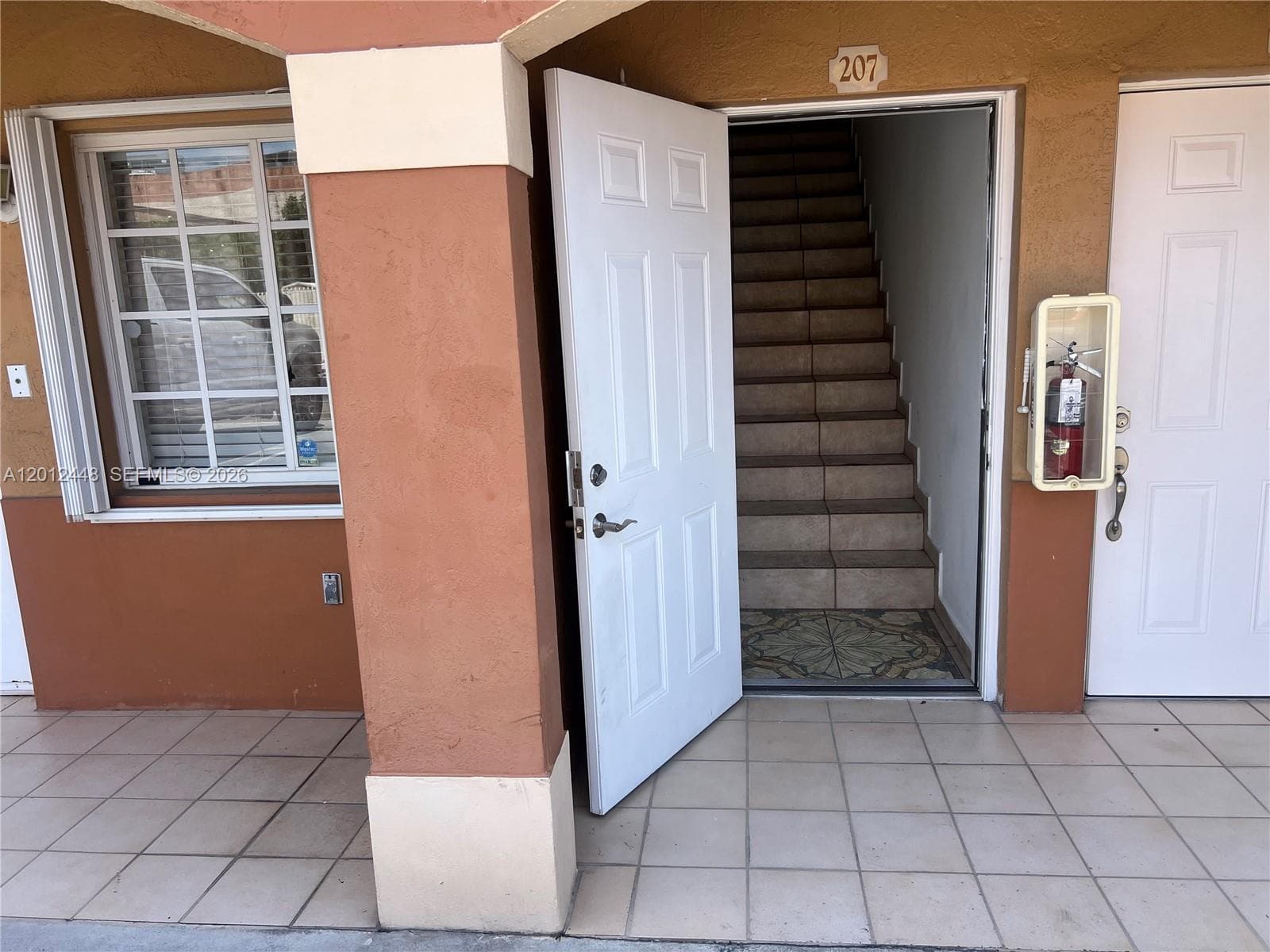 2425 W 76th St # 207, Hialeah FL 33016 — 1