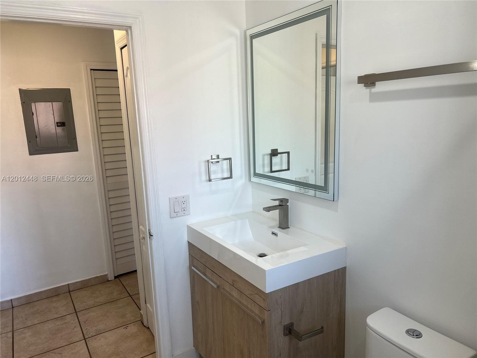 2425 W 76th St # 207, Hialeah FL 33016 — 19
