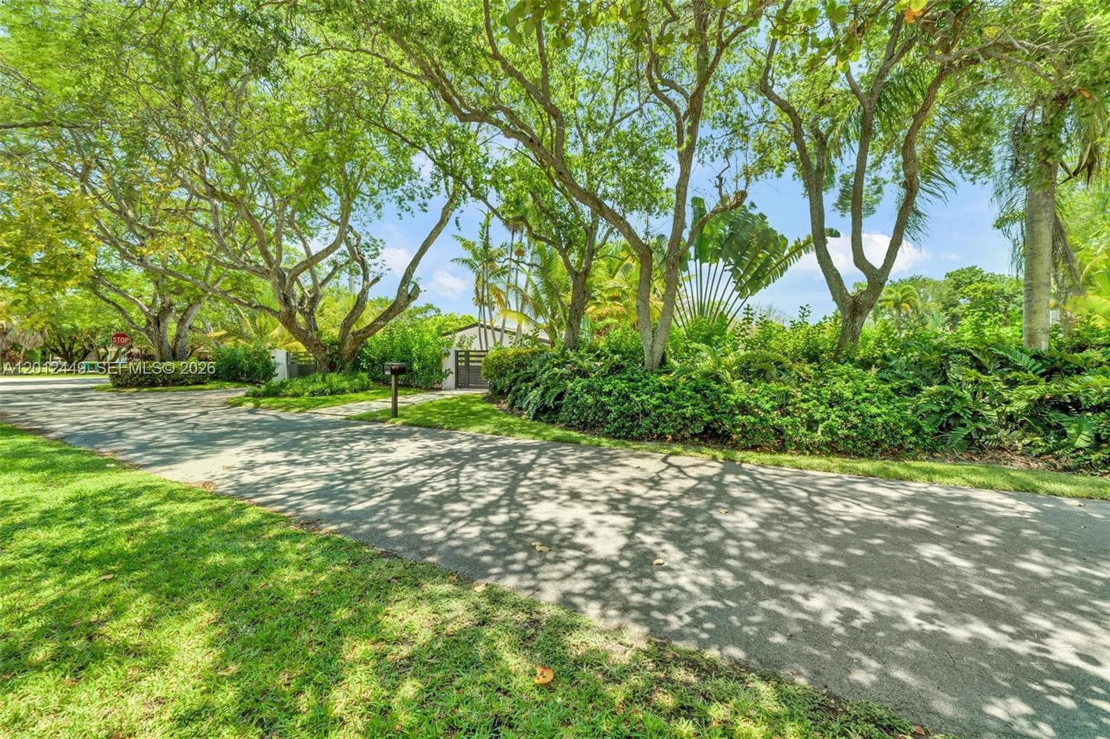 6200 SW 118th St, Pinecrest FL 33156 — 3