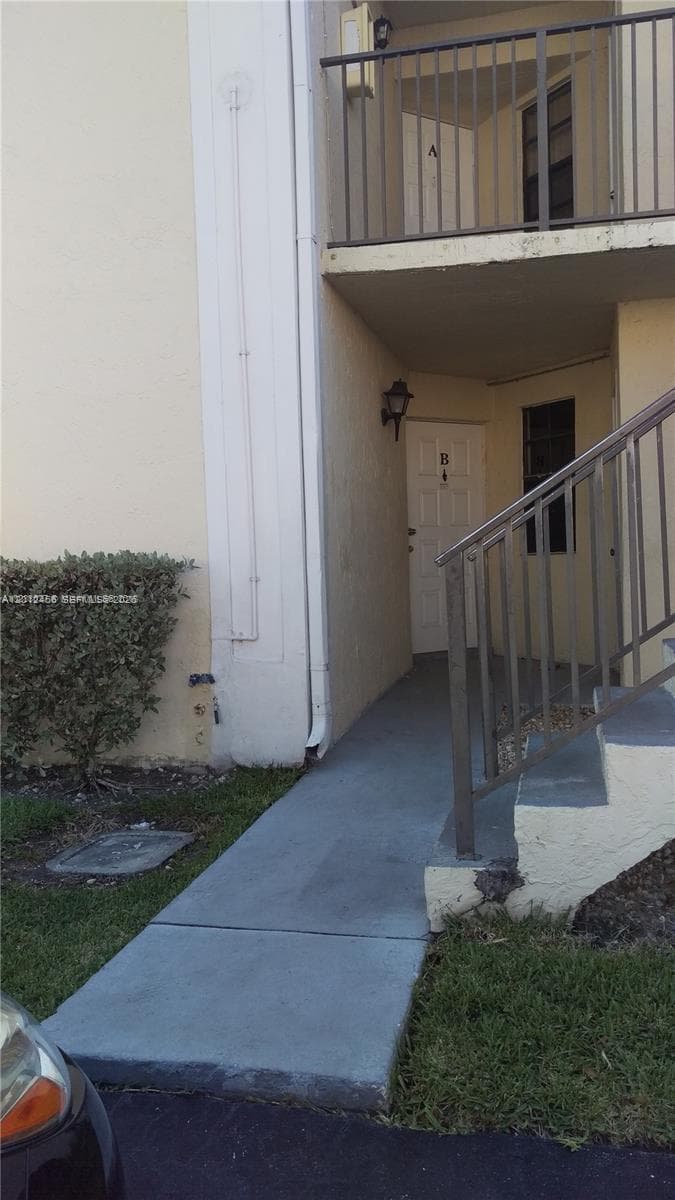 1042 Adams Ave # 1042B, Homestead FL 33034 — 16