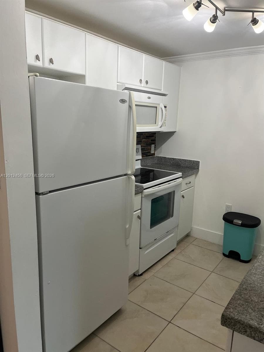 2740 SW 28th Ter # 203, Miami FL 33133 — 11