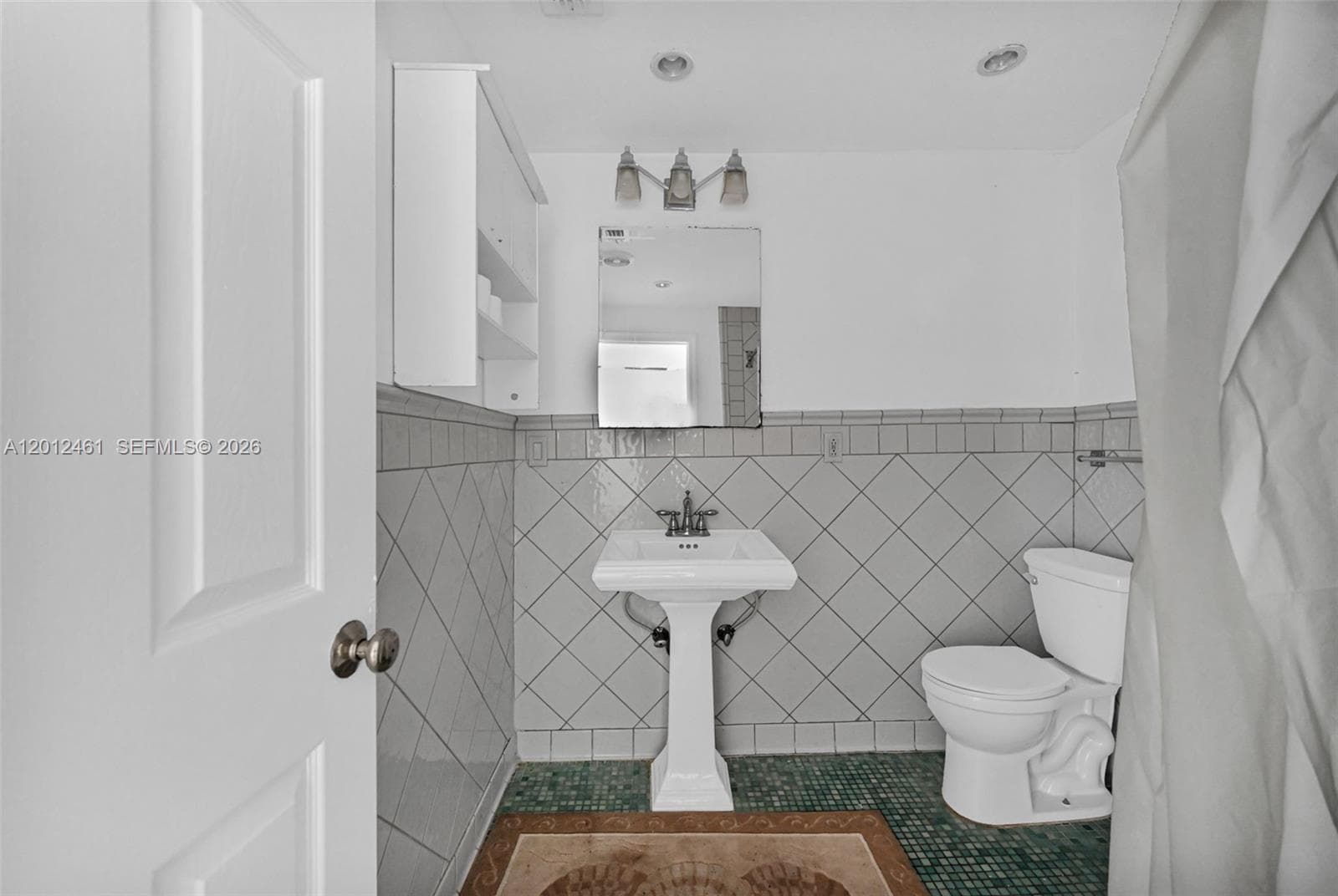 452 NE 30th St, Miami FL 33137 — 16