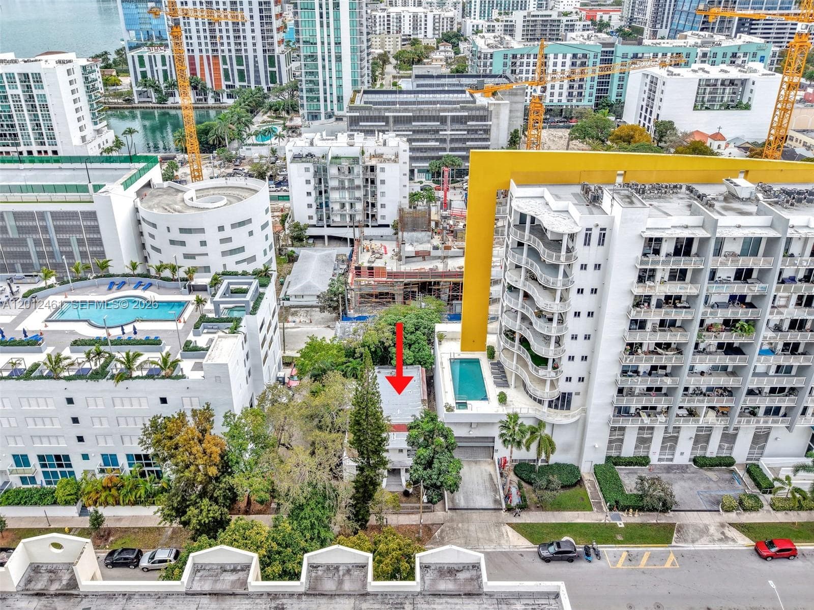 452 NE 30th St, Miami FL 33137 — 5
