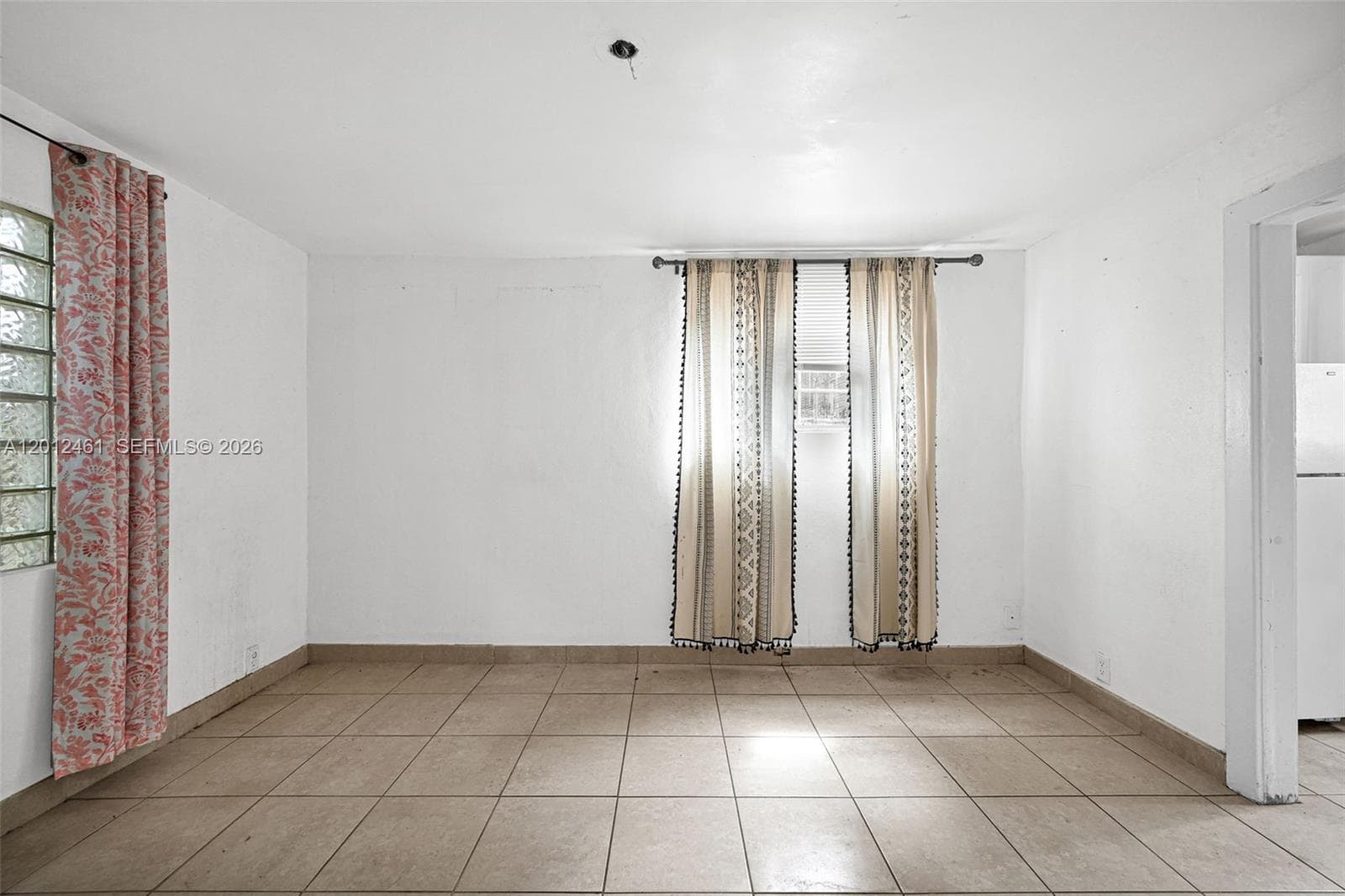 452 NE 30th St, Miami FL 33137 — 50
