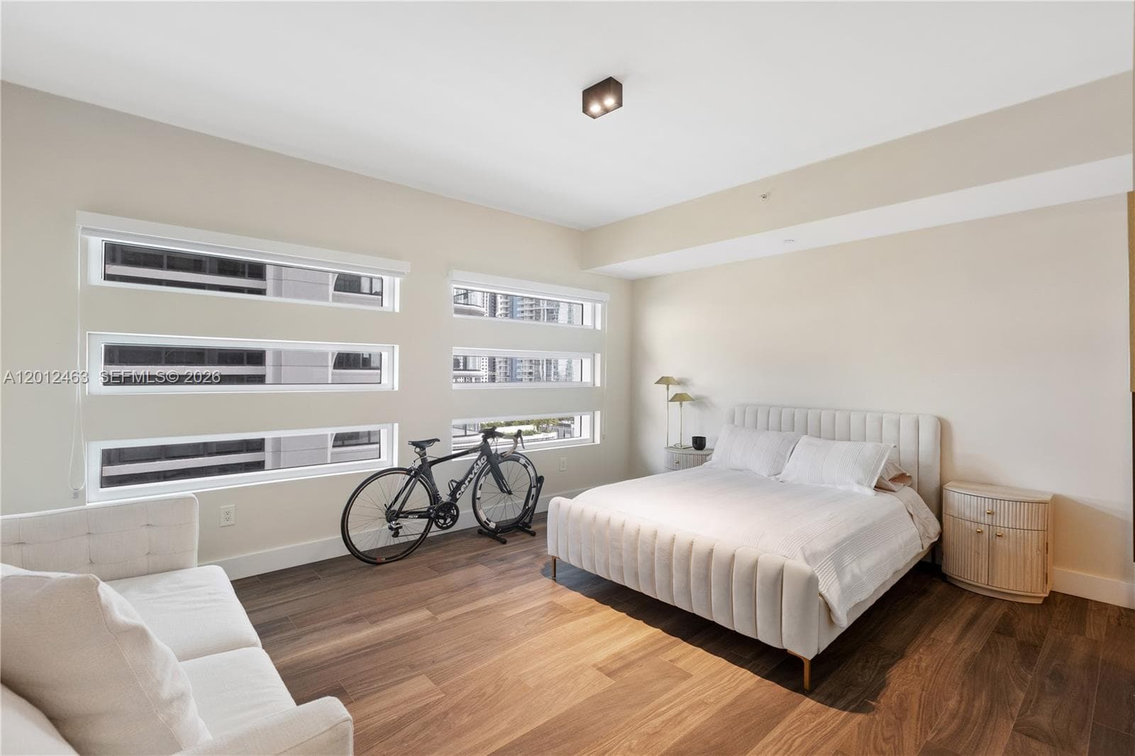 1040 Biscayne Blvd # 1602, Miami FL 33132 — 23