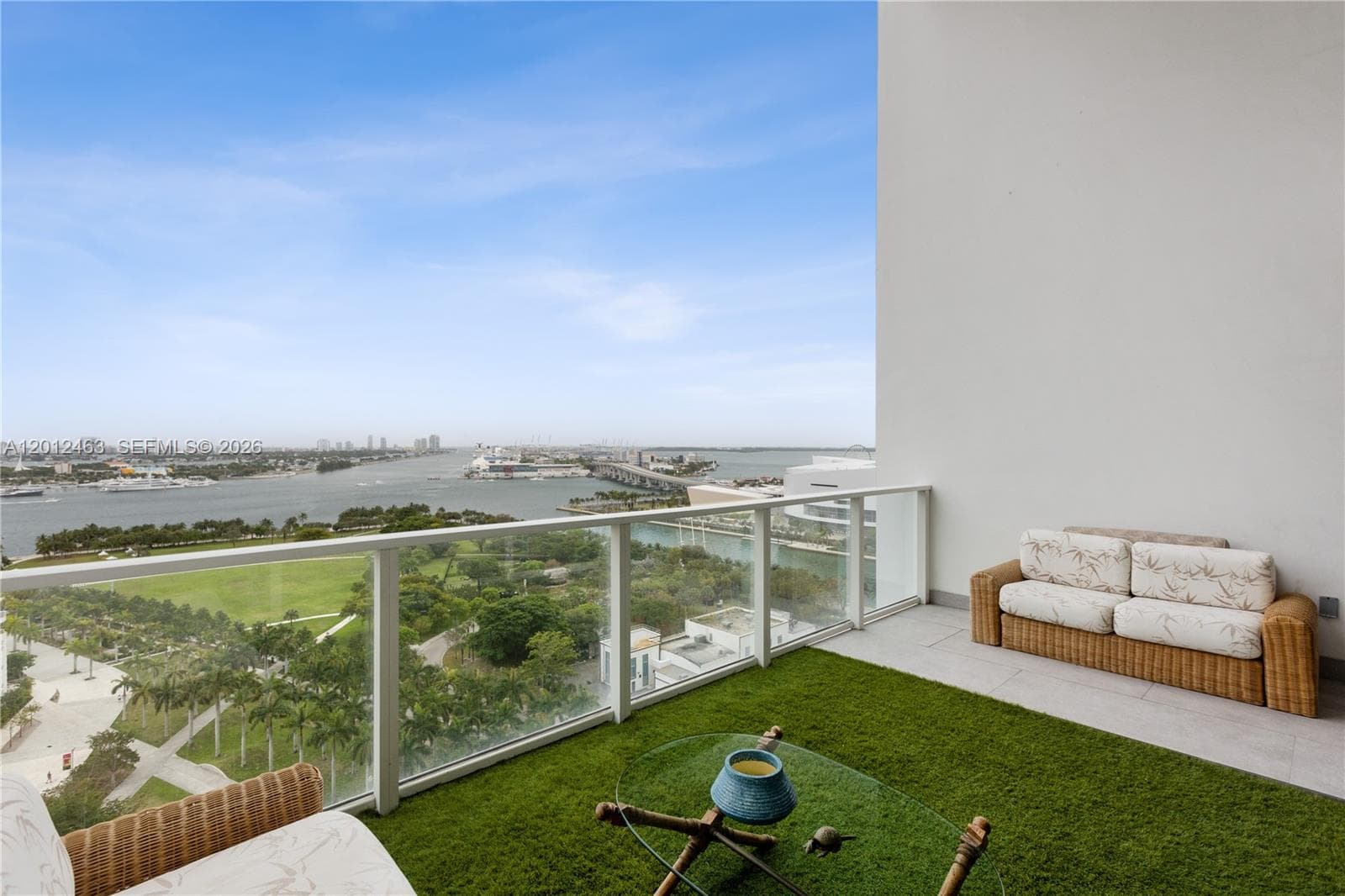 1040 Biscayne Blvd # 1602, Miami FL 33132 — 28