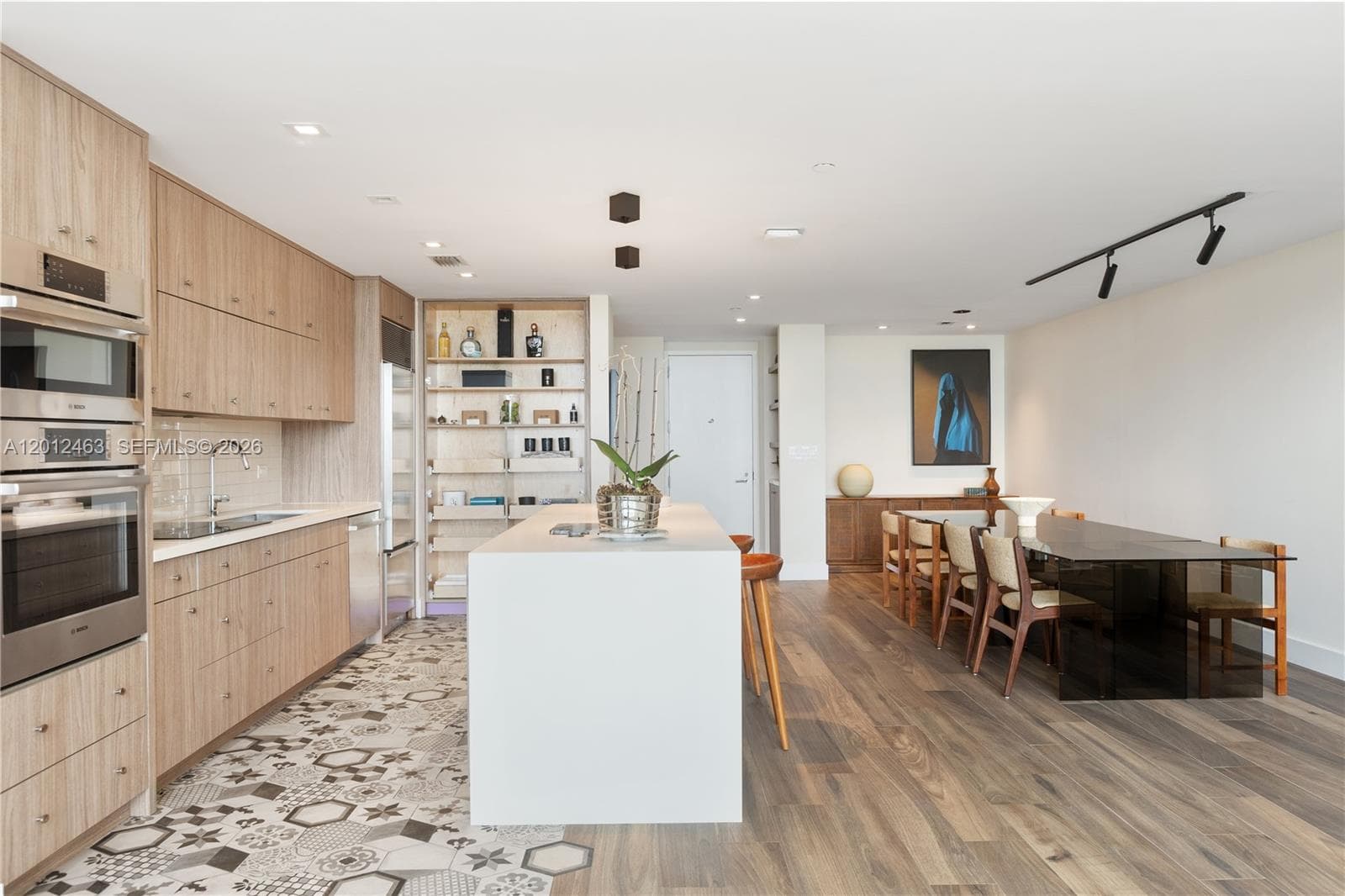 1040 Biscayne Blvd # 1602, Miami FL 33132 — 9