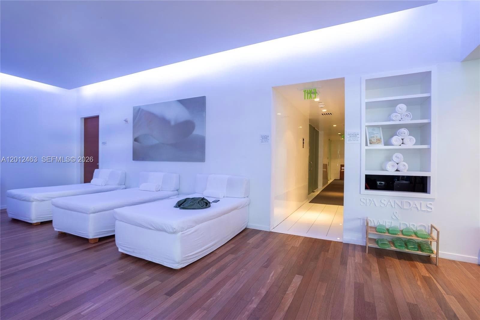 1040 Biscayne Blvd # 1602, Miami FL 33132 — 40