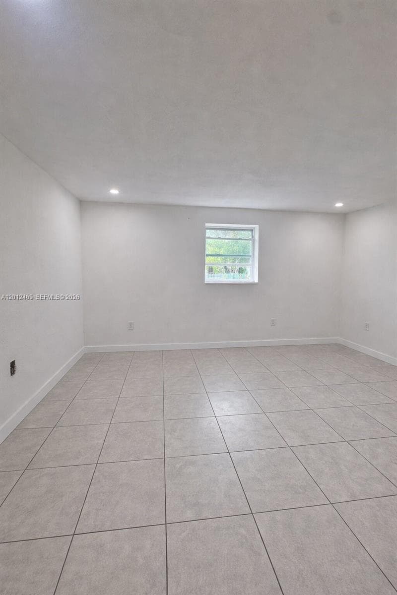 1861 NW 112th St, Miami FL 33167 — 9