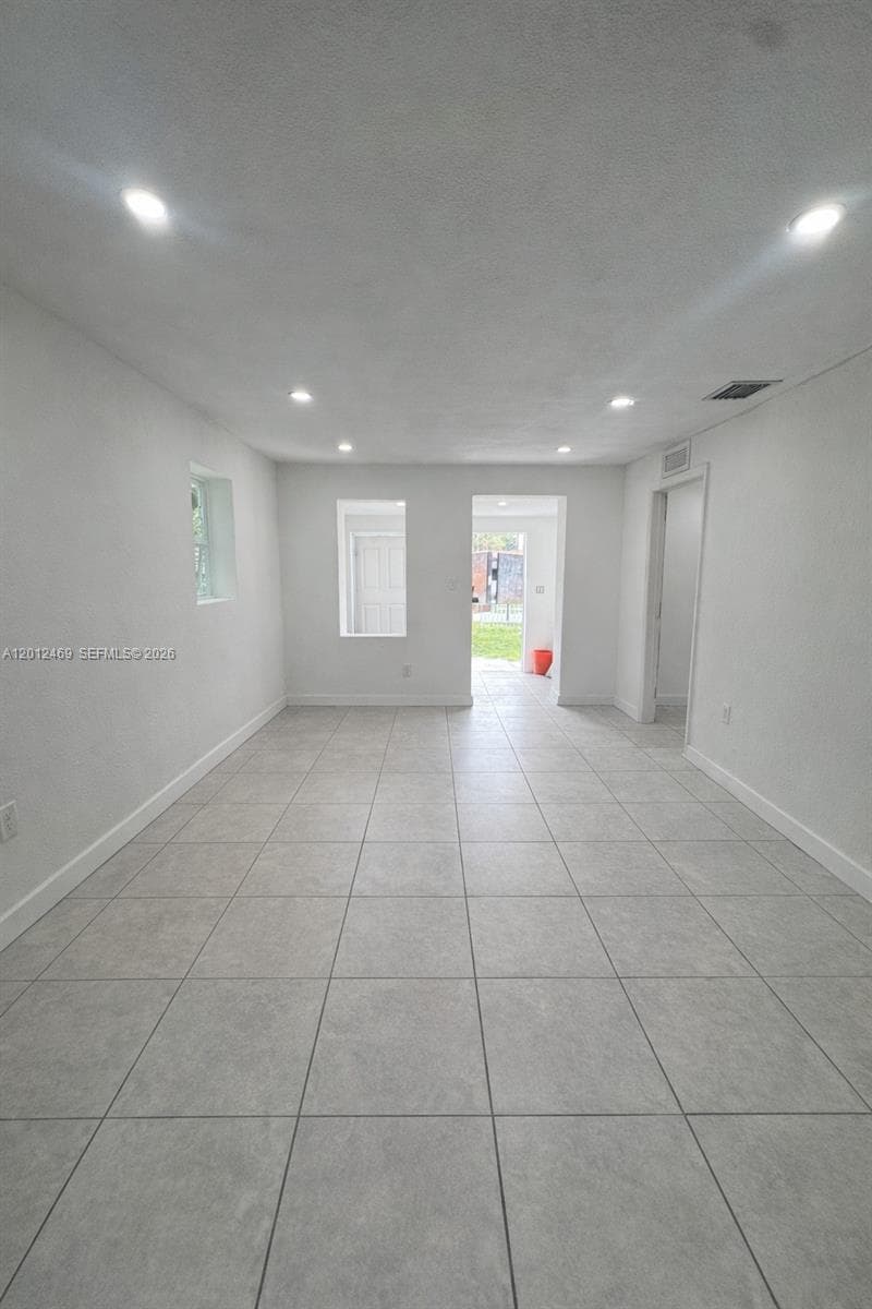 1861 NW 112th St, Miami FL 33167 — 4