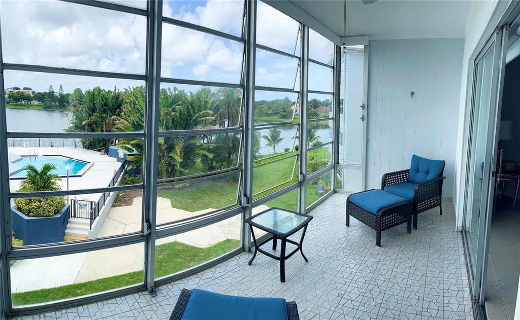 877 NE 195th Street # 320, Miami FL 33179 — 7