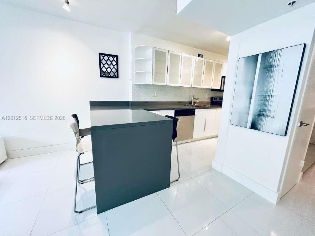 100 Lincoln Rd # 526, Miami Beach FL 33139 — 5