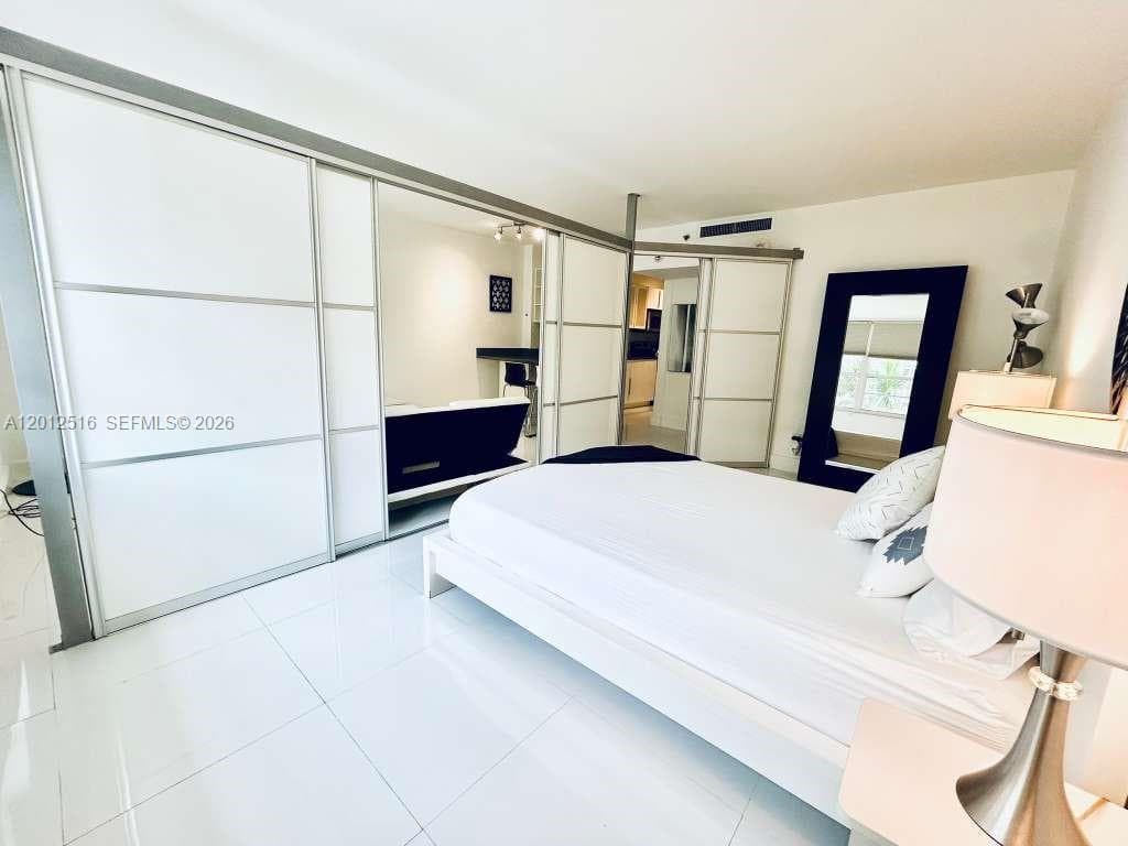 100 Lincoln Rd # 526, Miami Beach FL 33139 — 8