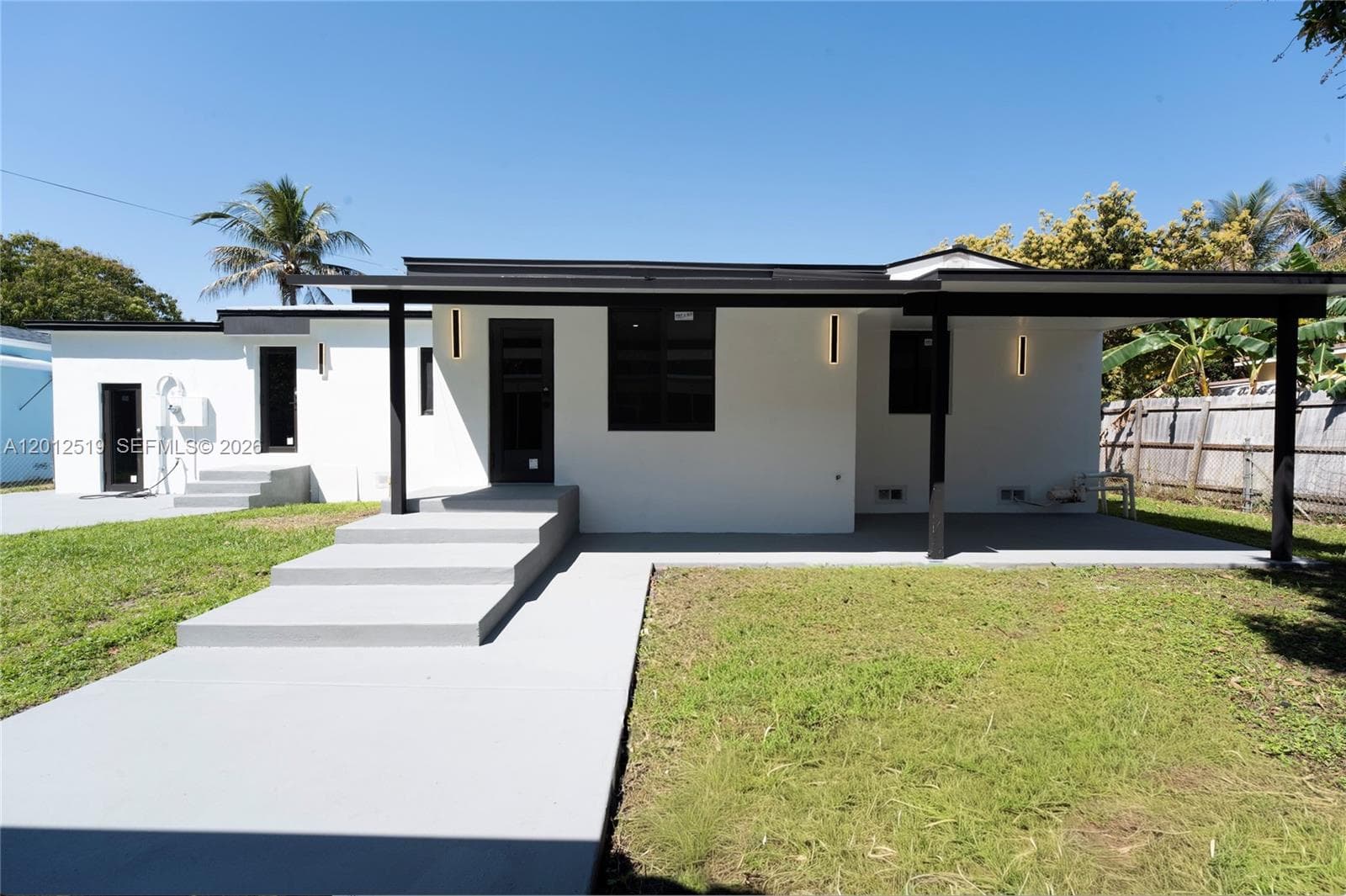 220 NW 144th St, Miami FL 33168 — 26