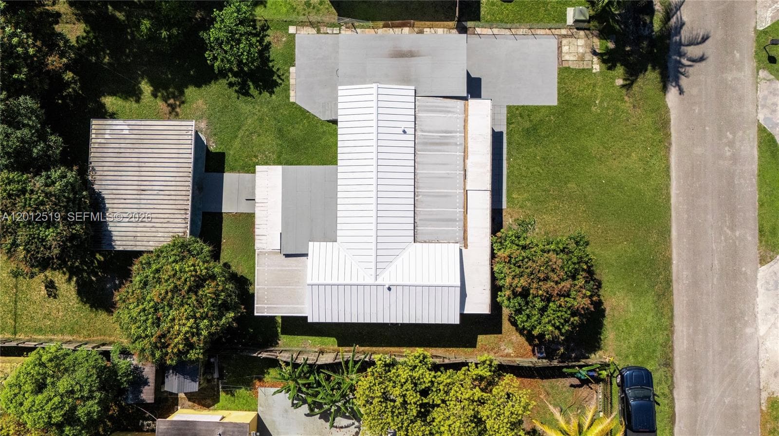 220 NW 144th St, Miami FL 33168 — 29