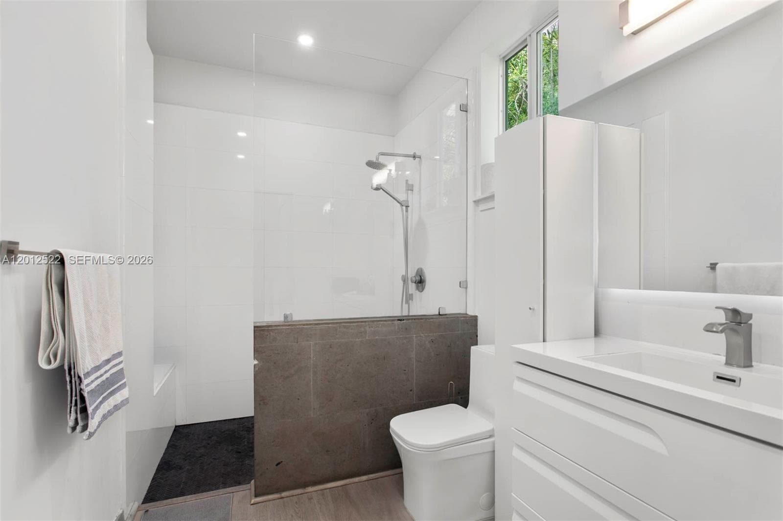 434 Loretto Ave, Coral Gables FL 33146 — 17